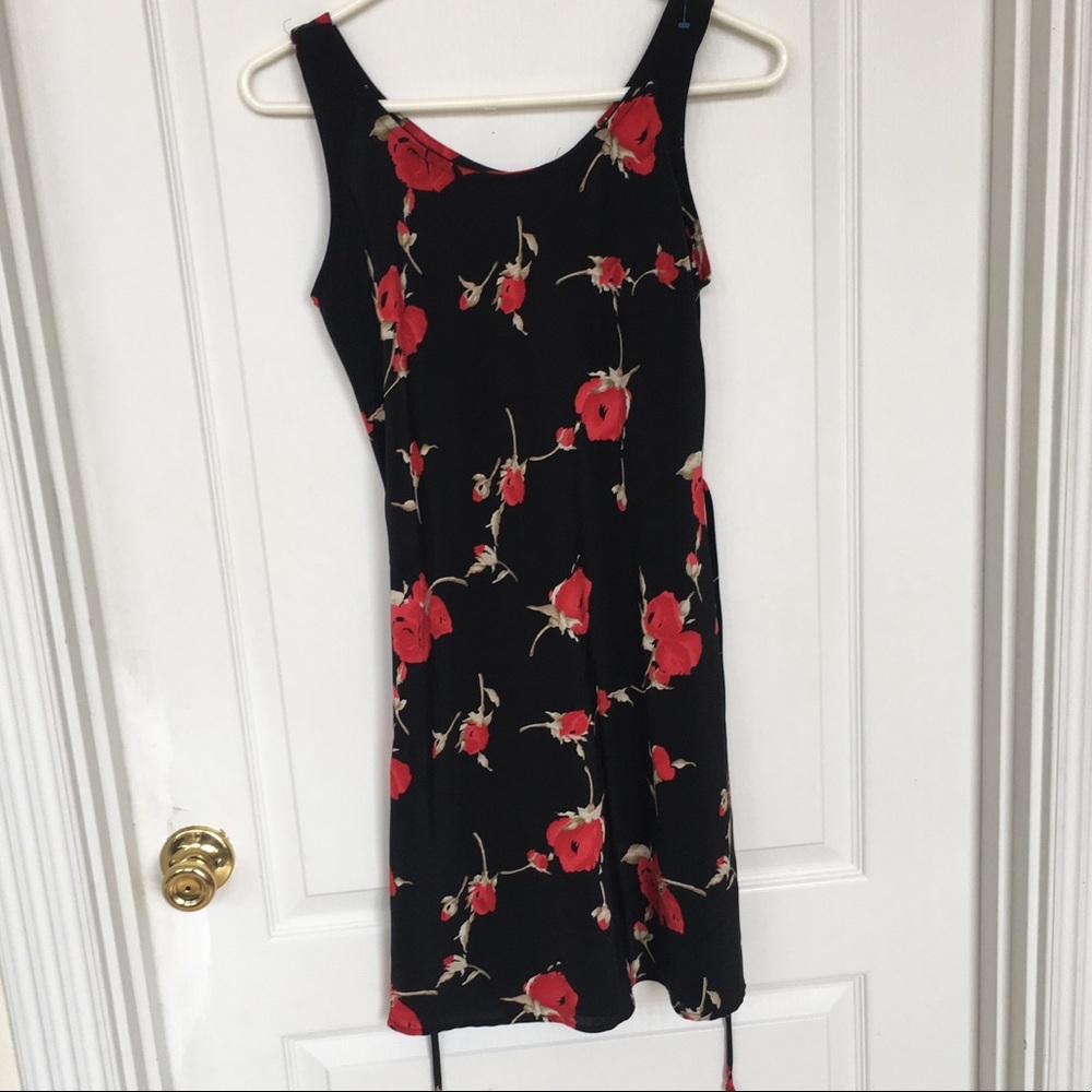 🌹 VINTAGE ROSE PRINT DRESS 🌹 - Picture 1 of 2
